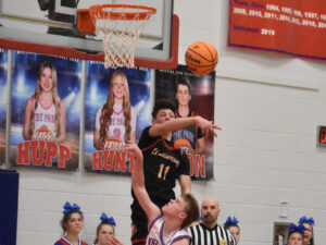 UHS boys remain strong on the road, take down Wheeling Park